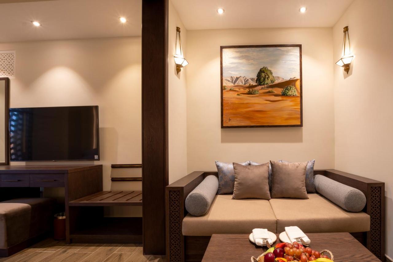 Hotel Al Badayer Retreat By Sharjah Collection Margham Exterior foto A suite at the hotel