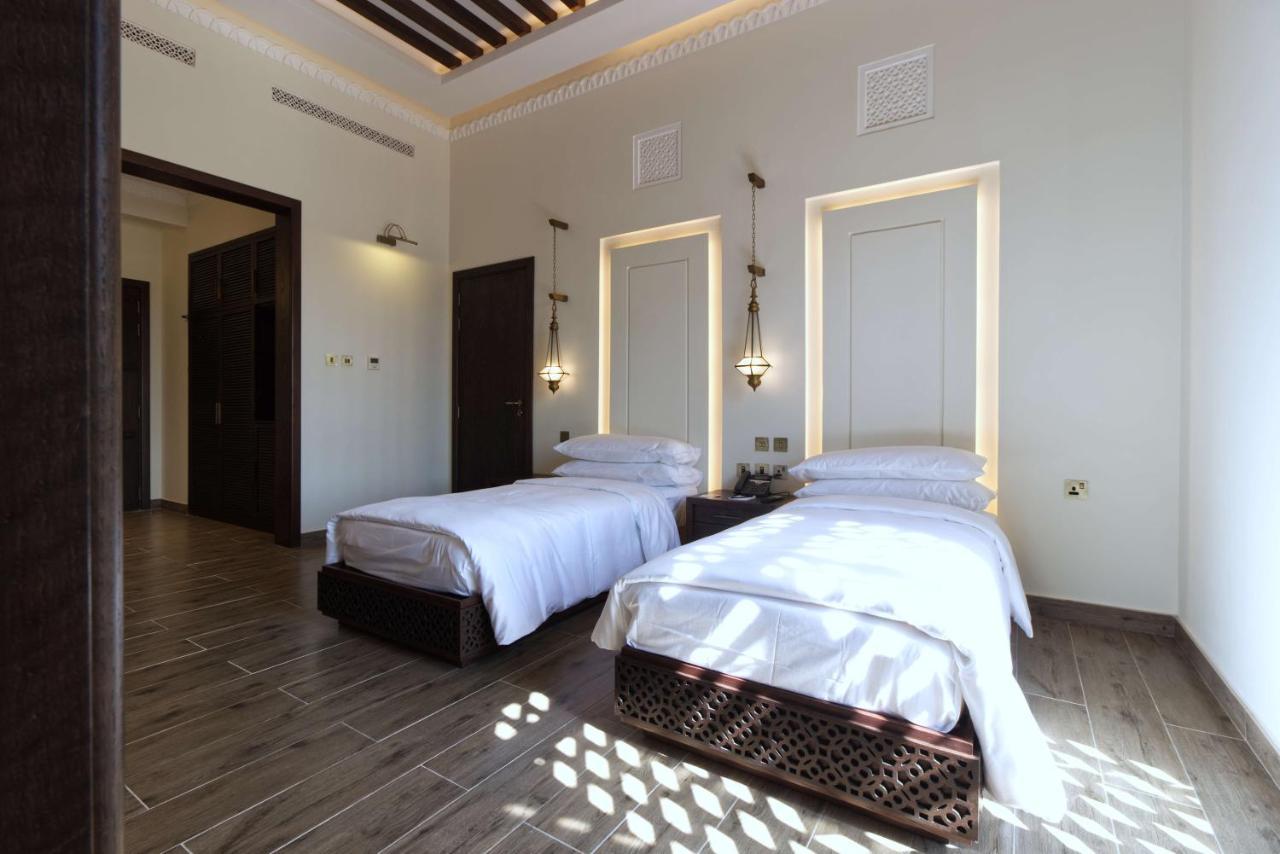 Hotel Al Badayer Retreat By Sharjah Collection Margham Exterior foto A bedroom at the hotel
