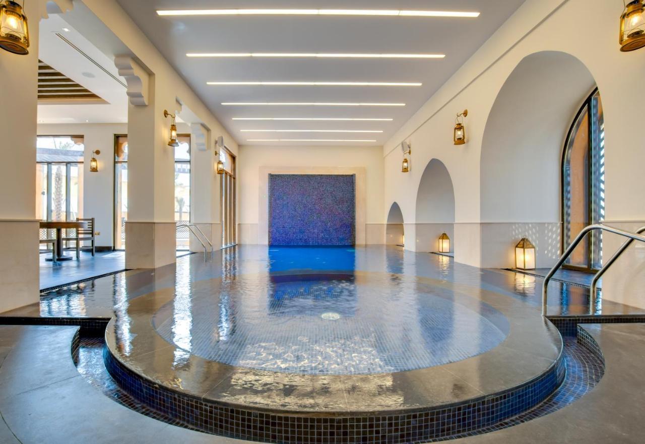 Hotel Al Badayer Retreat By Sharjah Collection Margham Exterior foto The pool at the Four Seasons Hotel, Amman