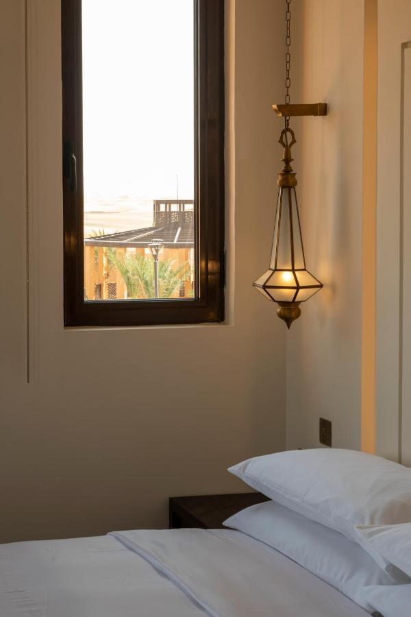 Hotel Al Badayer Retreat By Sharjah Collection Margham Exterior foto A hanging lamp